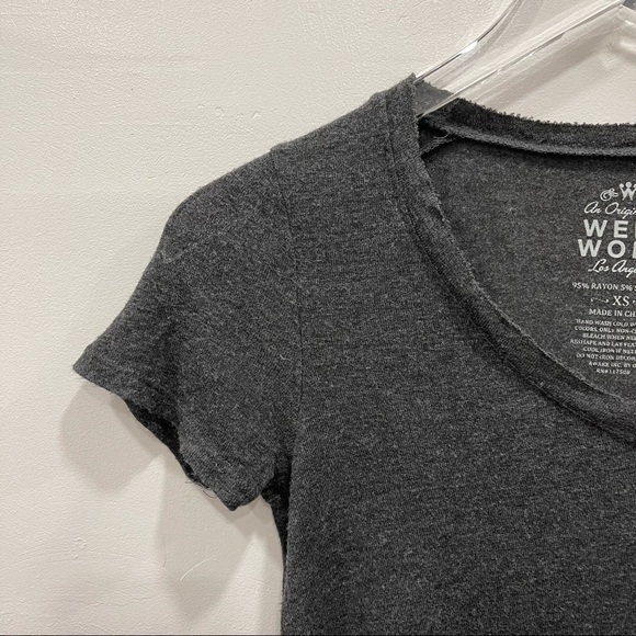 Well Worn V-Neck Short Sleeve Tee Grey ‘Weekend, I’m in Love’ Top XS - Picture 3 of 6